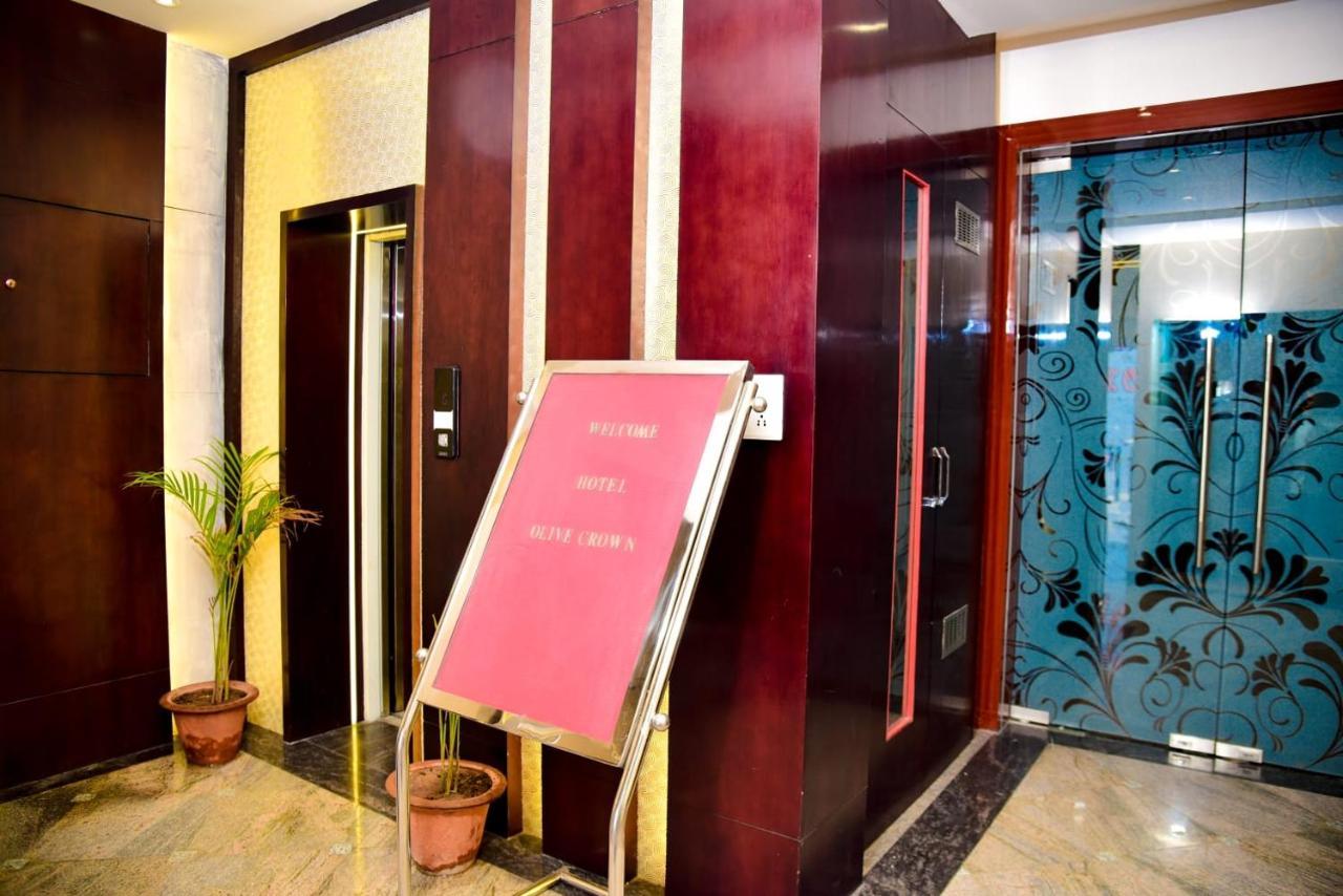 Hotel Olive Crown Lakhnau Kültér fotó