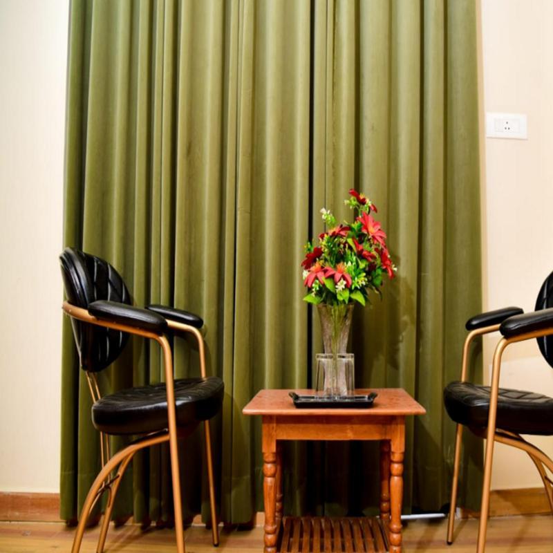 Hotel Olive Crown Lakhnau Kültér fotó